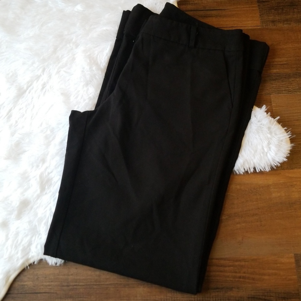 New York & Company 8 Average Black Casual